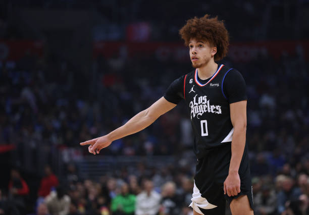 规赛中, 抢断 规赛中, 抢断