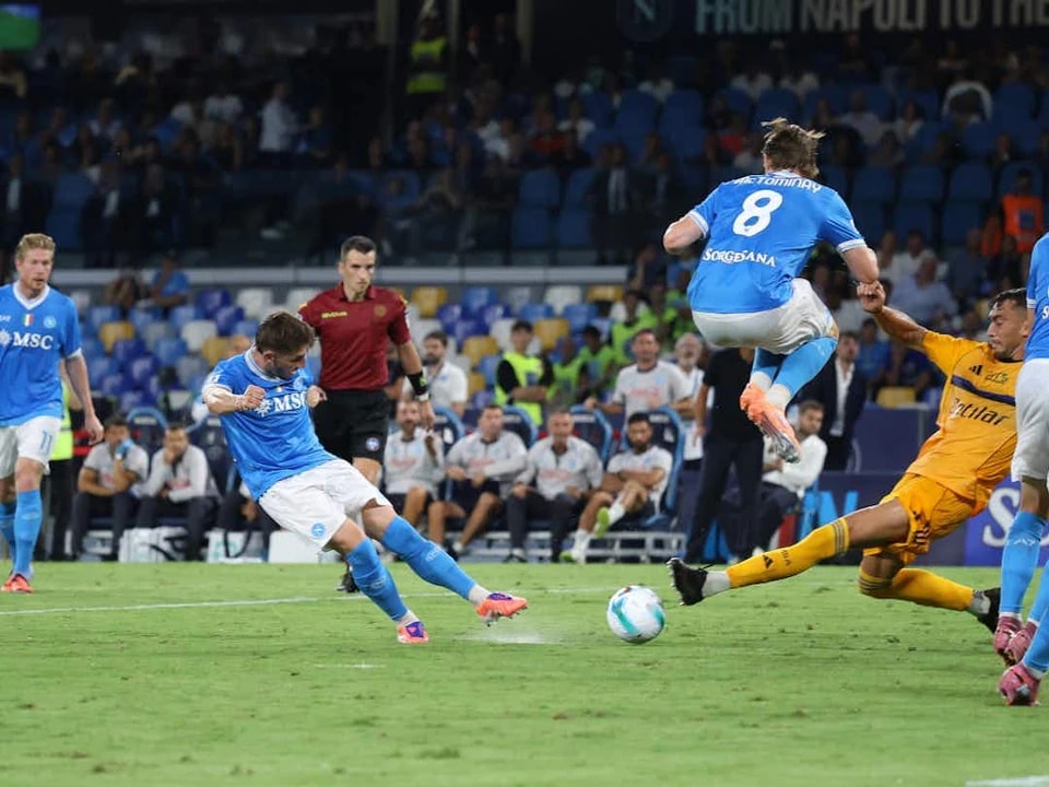 战胜比萨的, 顿中场对他