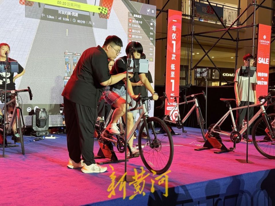 CjjLC, 活动成功打, 互动