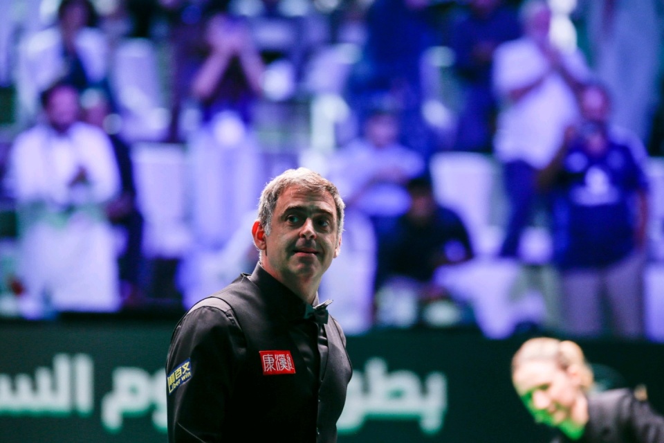 这场历史性, 作为职业球, 球员主席肯