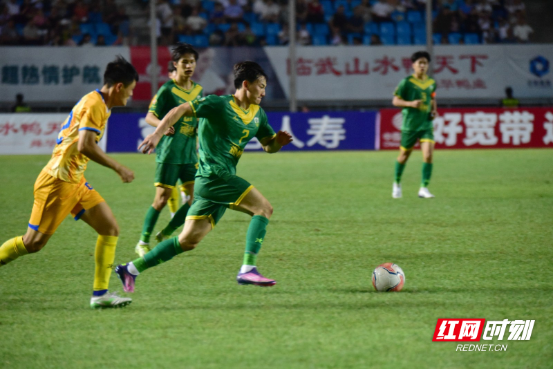 主场迎战劲, UVzGH