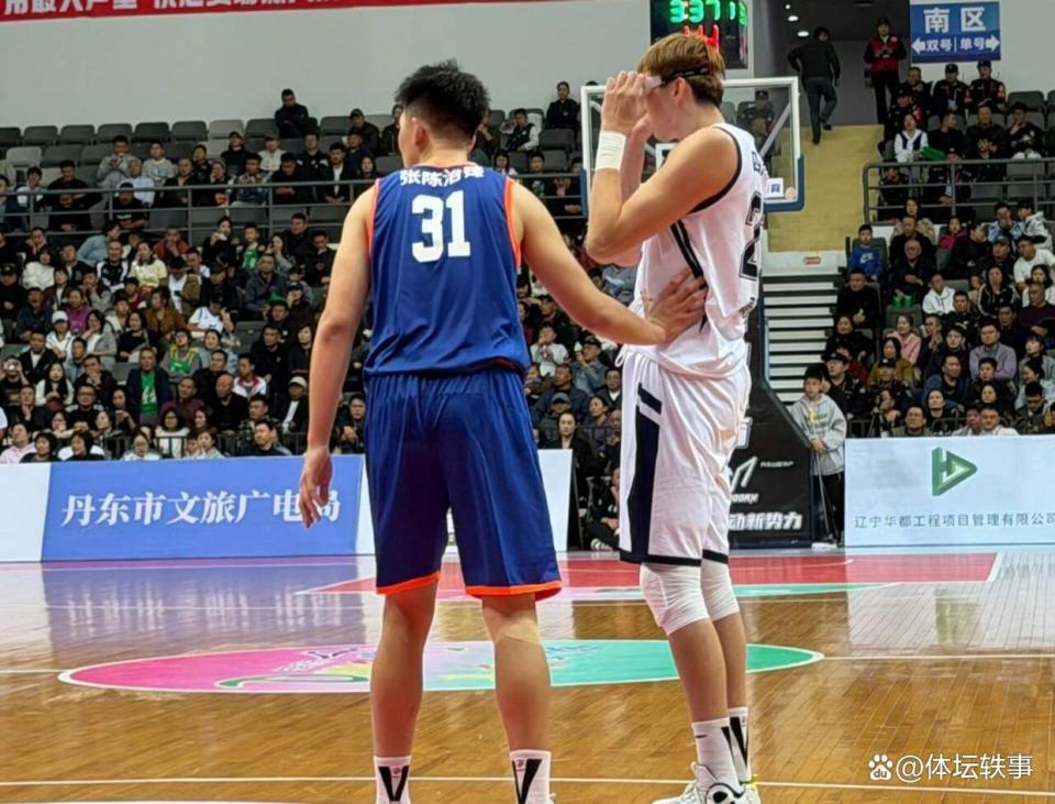 有限时间内, 他仿佛被困